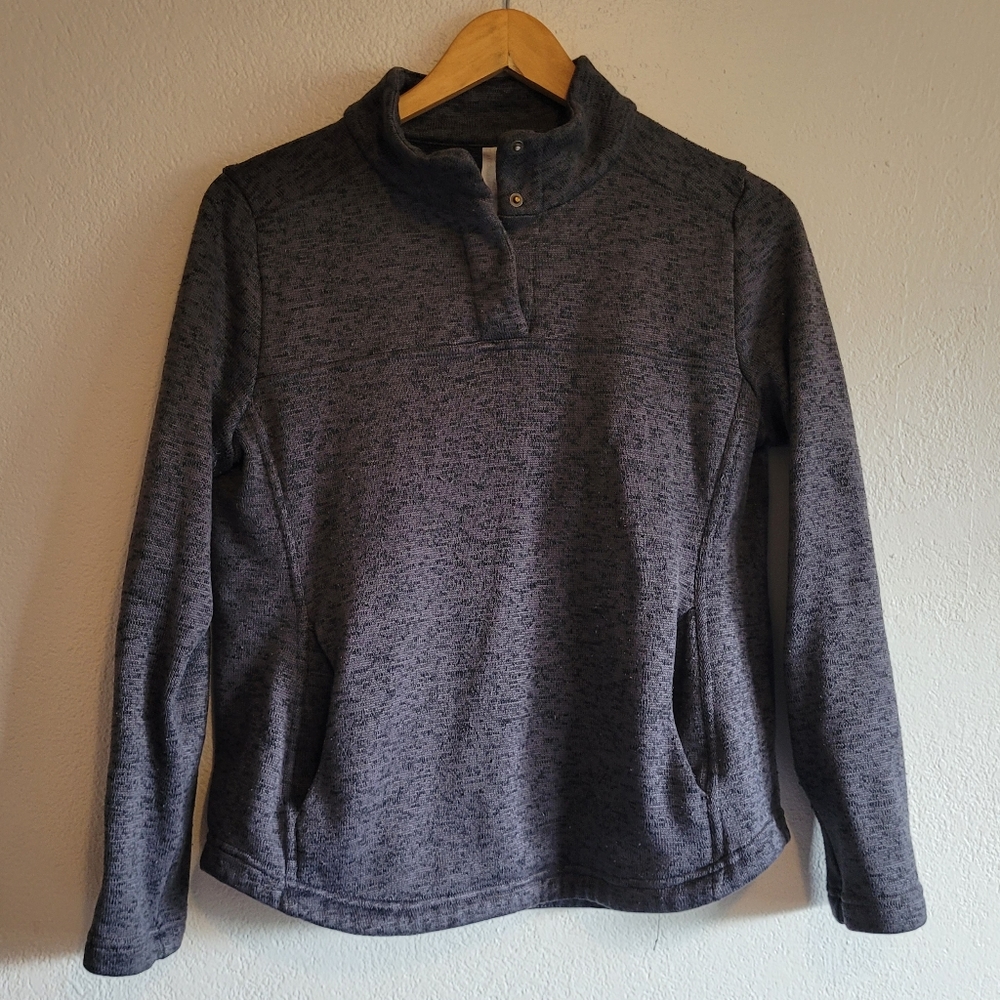 Girls pullover sweater Medium